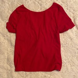 hollister size small. red crop top.